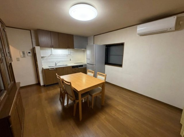 源氏ケ丘　中古戸建の居間・リビング