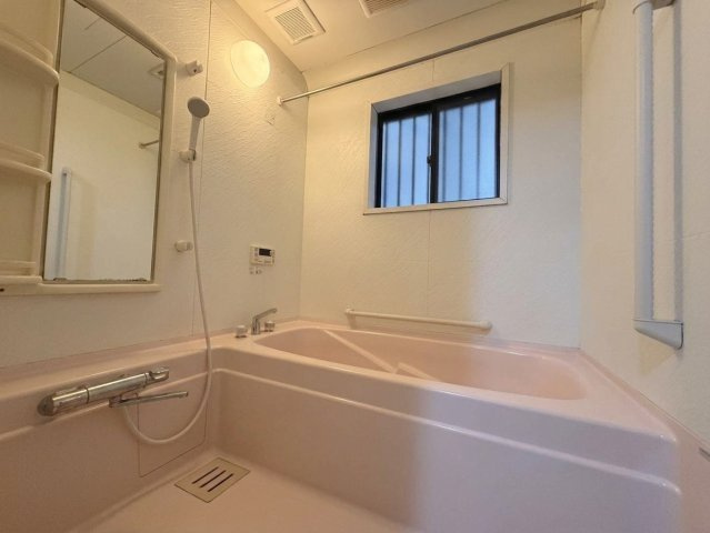 源氏ケ丘　中古戸建の浴室