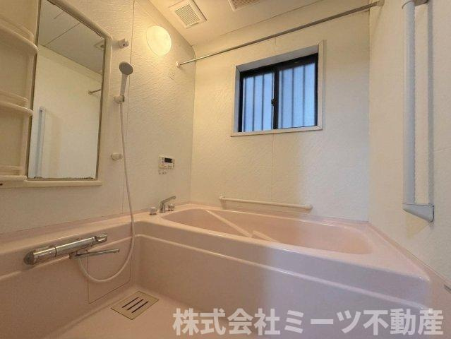 源氏ケ丘　中古戸建の浴室