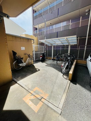 ダイアパレス三本松公園301号のその他