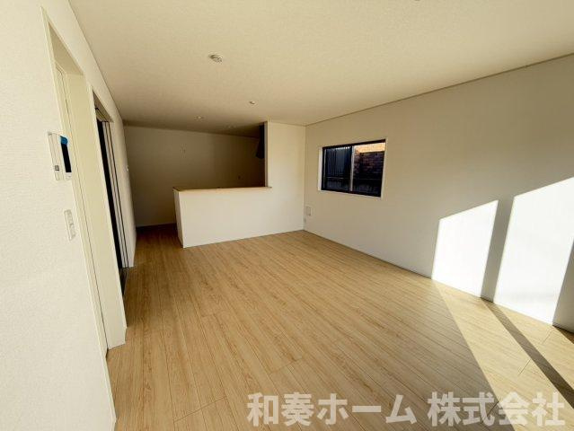 クレイドルガーデン鳴門市撫養町立岩第1の居間・リビング