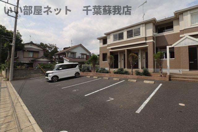 ハピネスの駐車場|カースペースがあります