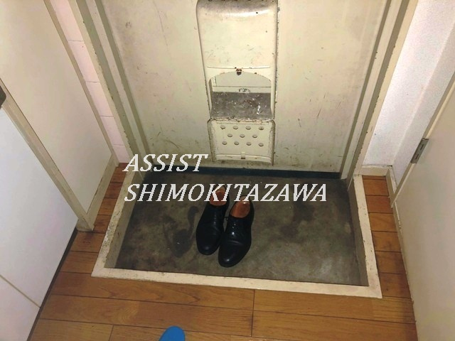 リヴァティ・ハウス南中野の玄関