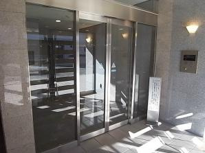 ヴェルト亀戸のエントランス