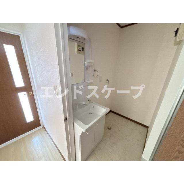 ヴィラ・オトンヌAの洗面所|高崎、前橋のお部屋探しはエンドスケープまで！お客様の理想お聞かせ下さい♪