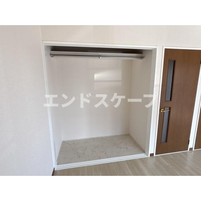ヴィラ・オトンヌAの収納|高崎、前橋のお部屋探しはエンドスケープまで！お客様の理想お聞かせ下さい♪