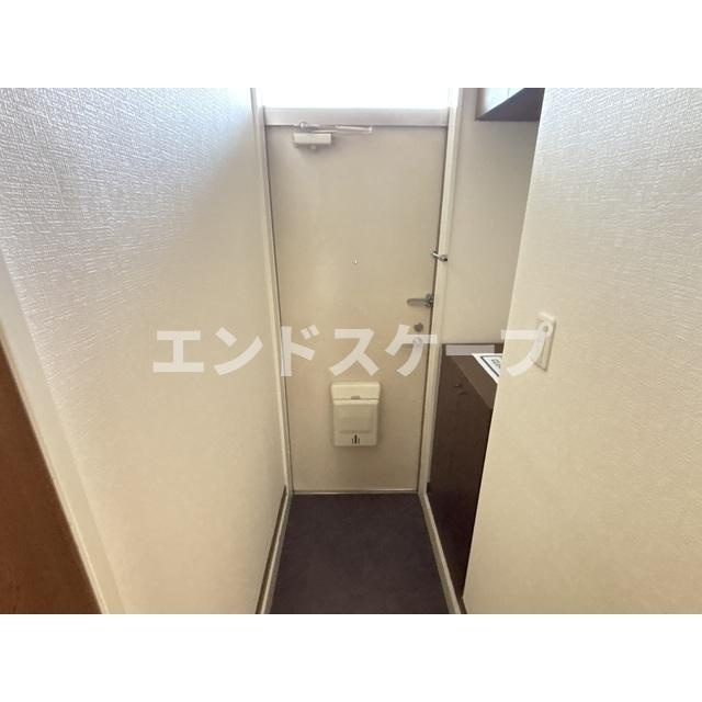 ヴィラ・オトンヌAの玄関|高崎、前橋のお部屋探しはエンドスケープまで！お客様の理想お聞かせ下さい♪