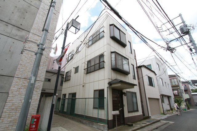 コーポ名倉　角部屋　最上階　バストイレ別