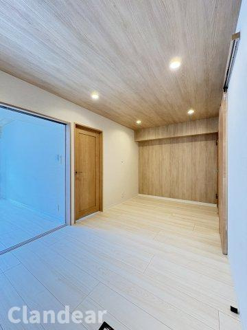 グランヴィラ綾瀬の洋室|ドキドキの新生活も、安心してスタート。ぴったりの住まいを見つけませんか？クランディアが一緒に住まい選びをサポートします‼　まずは、お気軽にお問合せください　＃クランディア