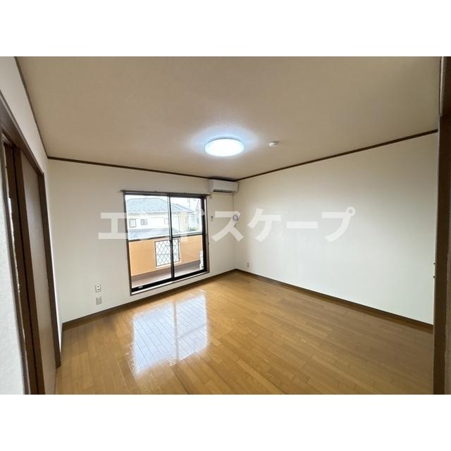 フェニックスⅢの居間・リビング|高崎、前橋のお部屋探しはエンドスケープまで！お客様の理想お聞かせ下さい♪