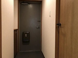 【玄関】 | ボヌール都立大学弐番館