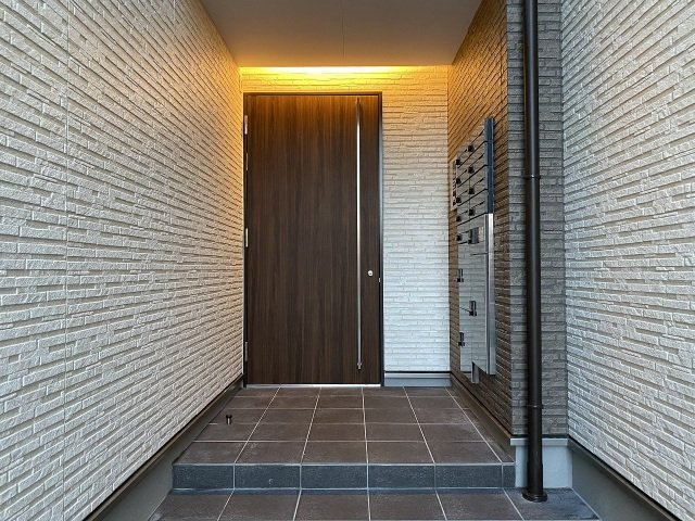 REGALEST 奥田のエントランス