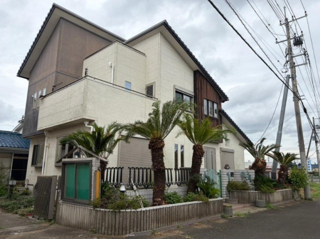 東金市山田　中古戸建の外観|5LDK+6DK+事務所+プレハブ倉庫　東金有料道路山田インターそば リフォームは必要です