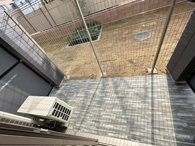 【バルコニー】