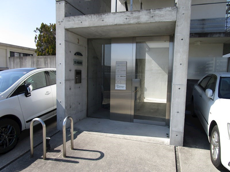 ＤＯ ＨＯＵＳＥのエントランス