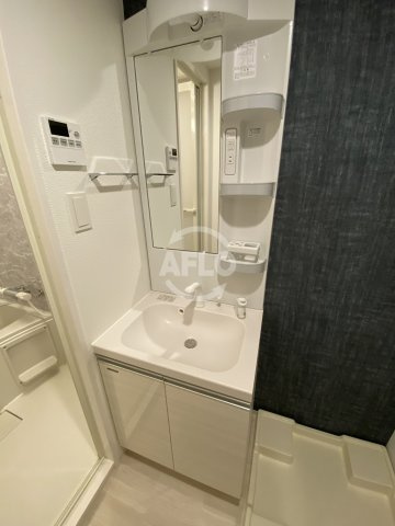 S-RESIDENCE大阪九条Northの独立洗面台|S-RESIDENCE大阪九条North（エスレジデンス大阪九条ノース）　独立洗面台