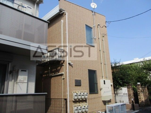 イクシオリーブス旗の台の外観