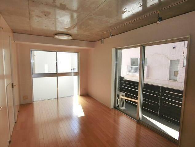 杉並区方南２丁目の賃貸マンションの居間・リビング