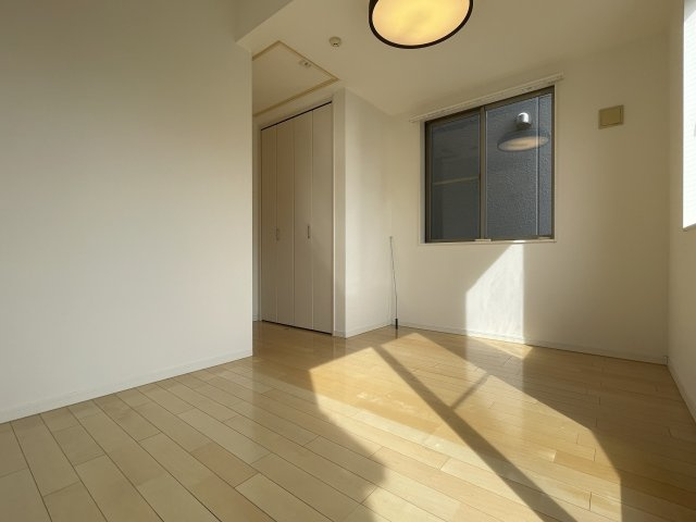 【洋室】