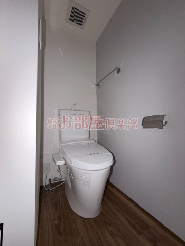 ザ・ライフ南薫プレミアガレージのトイレ|シンプルで使いやすいトイレです