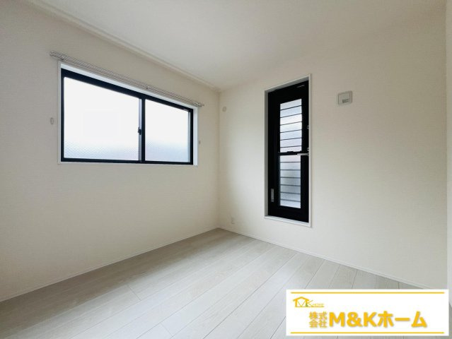 半田市栄町4丁目　全5棟　5号棟の洋室|洋室4.5帖♪（南側）　子ども部屋にもピッタリです！