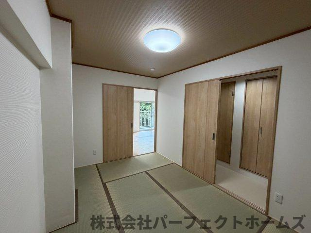 グリーンタウン香里ケ丘A棟の和室|和室です