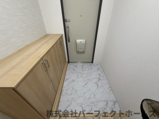 グリーンタウン香里ケ丘A棟の玄関|落ち着いた玄関です