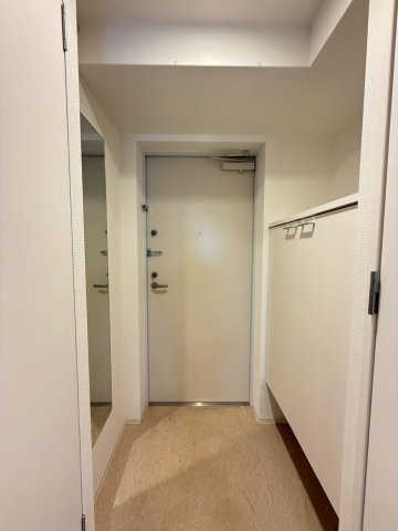 【玄関】 | セレニテ難波グランデシュッド