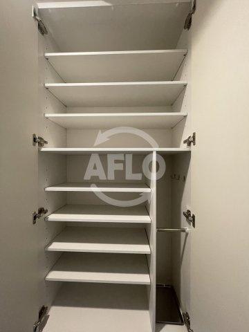 ザウエストマークシティプレミアムの収納|ザ・ウエストマークシティプレミアム　シューズボックス