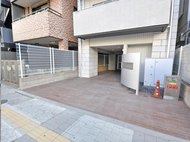 Ｌｅ－ｌｉｏｎ北千住のエントランス