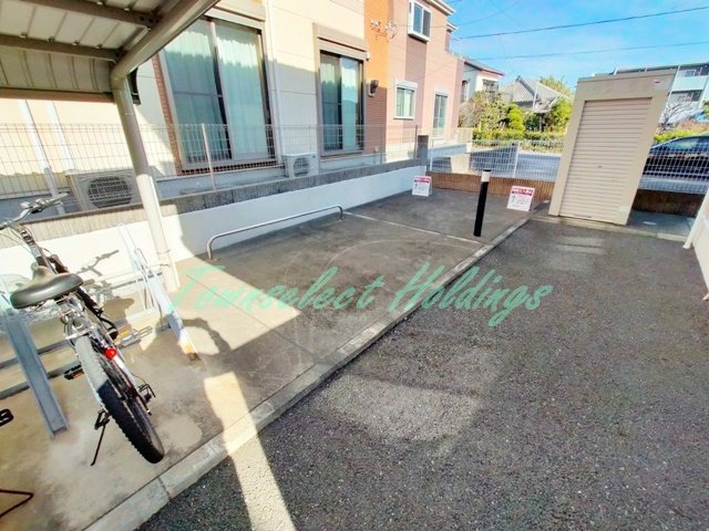 ラッフィナートHRのその他共用部分|バイク置き場完備
