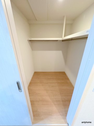 ATKレジデンスなんば　仲介手数料無料の収納