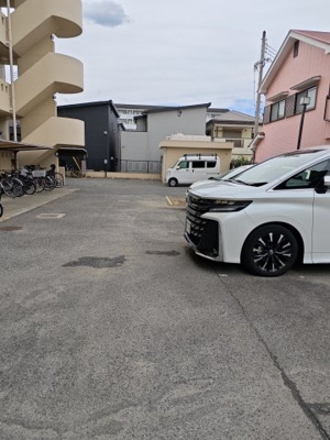 【駐車場】 | フィアテル岸和田