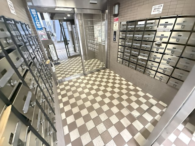 メインステージ大森海岸のロビー