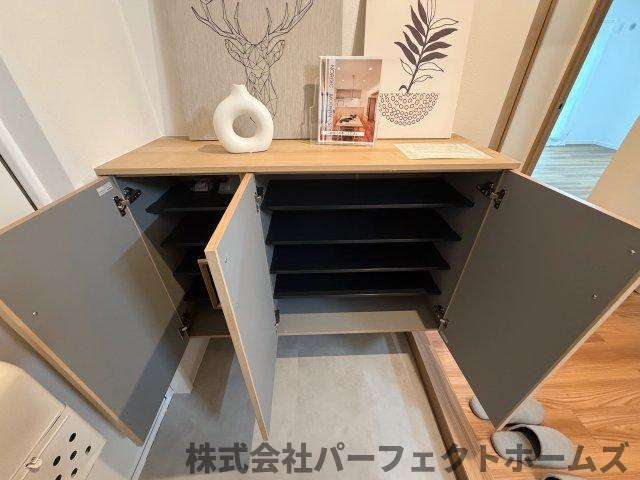 藤阪ハイツD6棟の収納|たっぷりとした収納スペースです