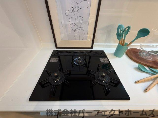 藤阪ハイツD6棟のキッチン|コンパクトなキッチンで掃除もラクラク