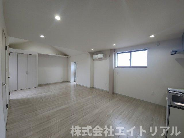 エルミ朝日の内装