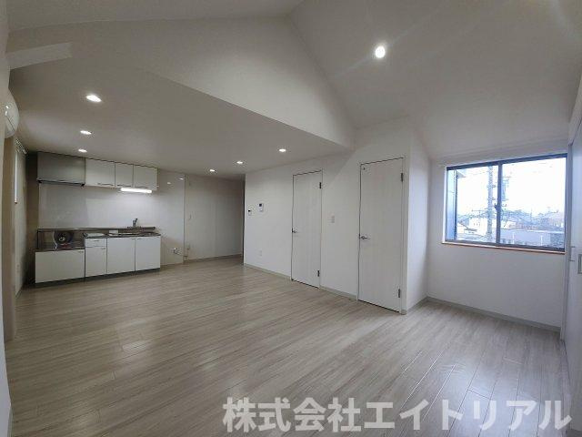 エルミ朝日の内装