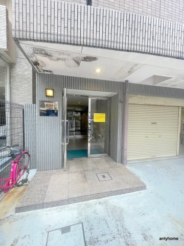 ルミエール西大橋　仲介手数料無料のエントランス