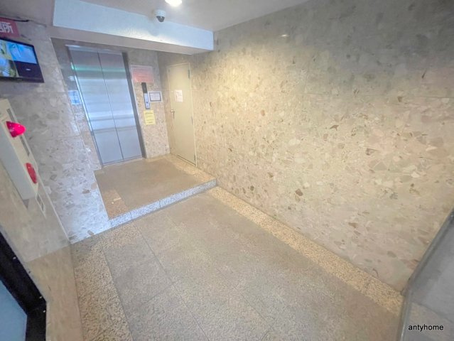 ルミエール西大橋　仲介手数料無料のロビー