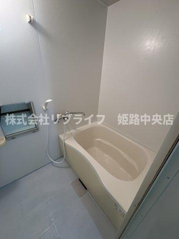 フェリーチェ神田の浴室