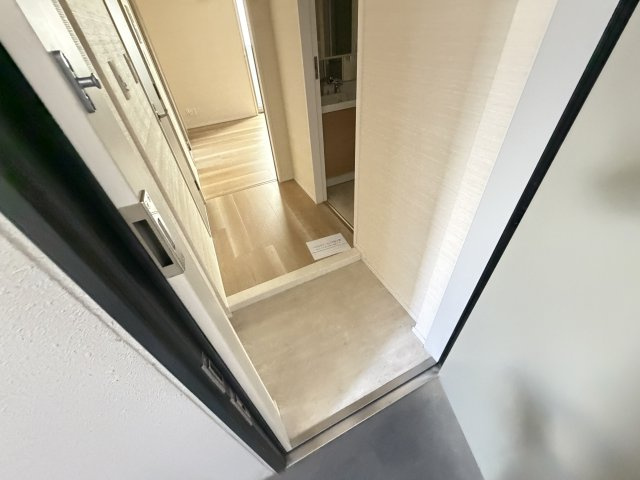 ＶＥＲ ＦＬＡＴの玄関