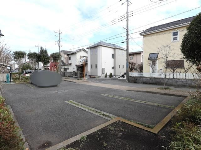 グリーンアヴェニュー　Ｈ棟の駐車場