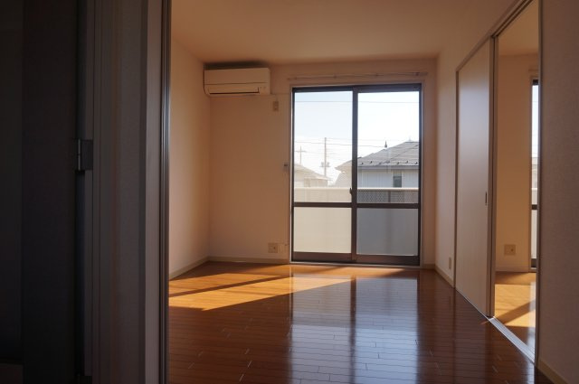 ひたちなか市高場３丁目のアパートの内装|洋室・内観