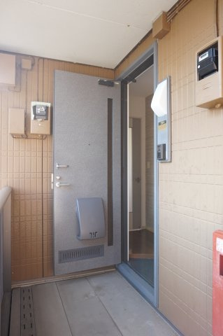 ひたちなか市高場３丁目のアパートのその他|玄関前
