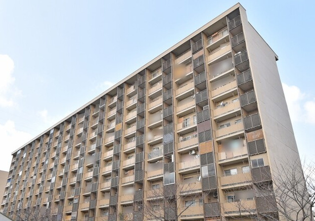 八戸ノ里グランドマンションB棟