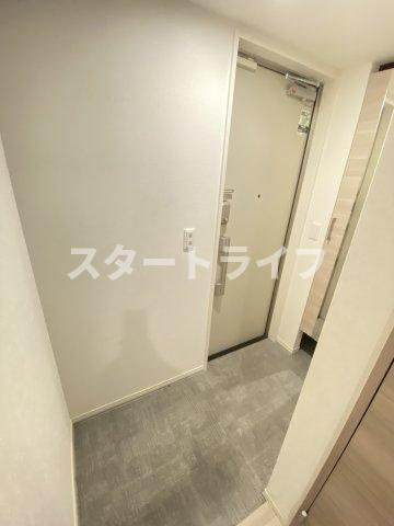 大阪市淀川区三津屋中２丁目の賃貸マンションの玄関