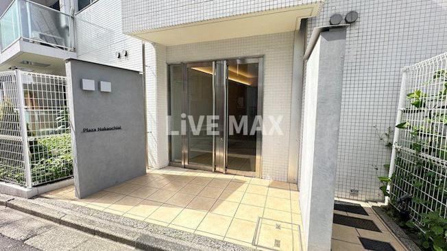 【エントランス】プラザ中落合