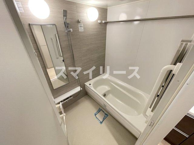クレストフォルム柏サウスウイング の浴室