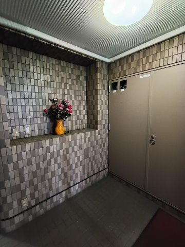 ハトヤマンション　太田町のロビー